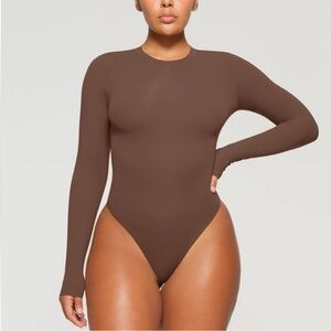 SKIMS - Fits Everybody Long Sleeve Crew Neck Bodysuit